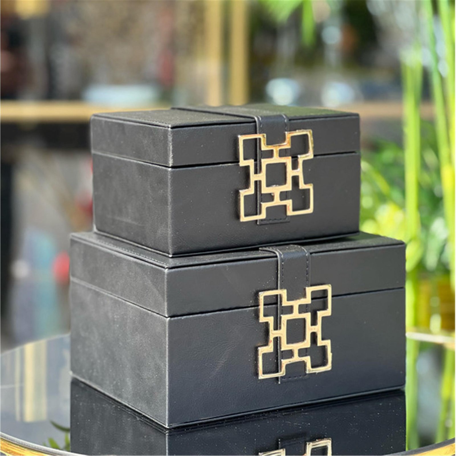 KARELİ H MODEL DERİ KUTU SİYAH