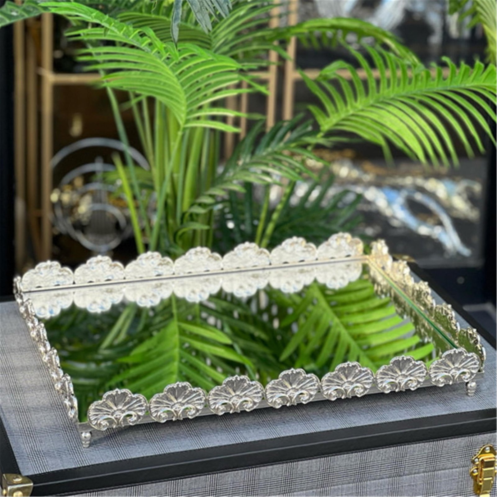 KARANFİL DÖKÜM TEPSİ 35X55 GÜMÜŞ