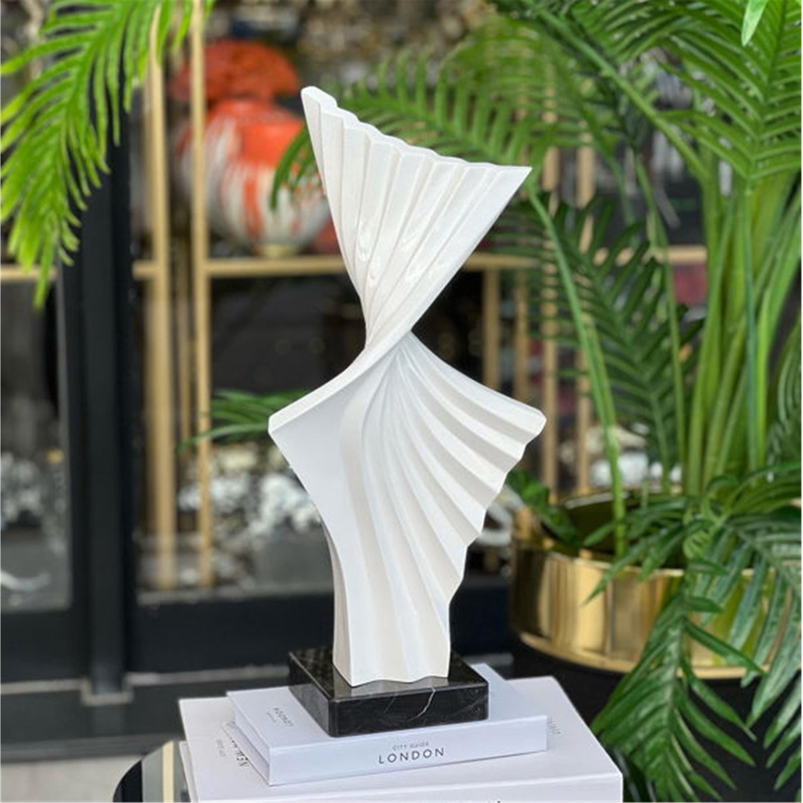 REÇİNE SOYUT HEYKEL BEYAZ