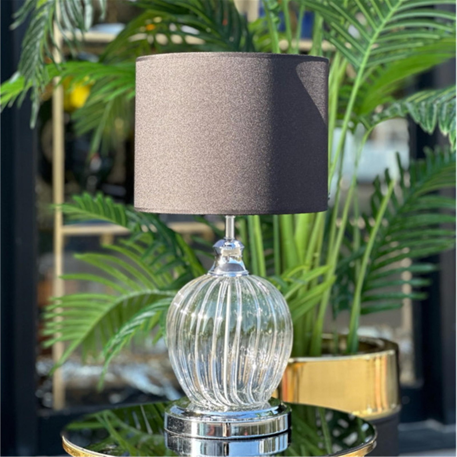 ELMA MODEL ŞEFFAF ÇİZGİLİ CAM GÜMÜŞ ABAJUR