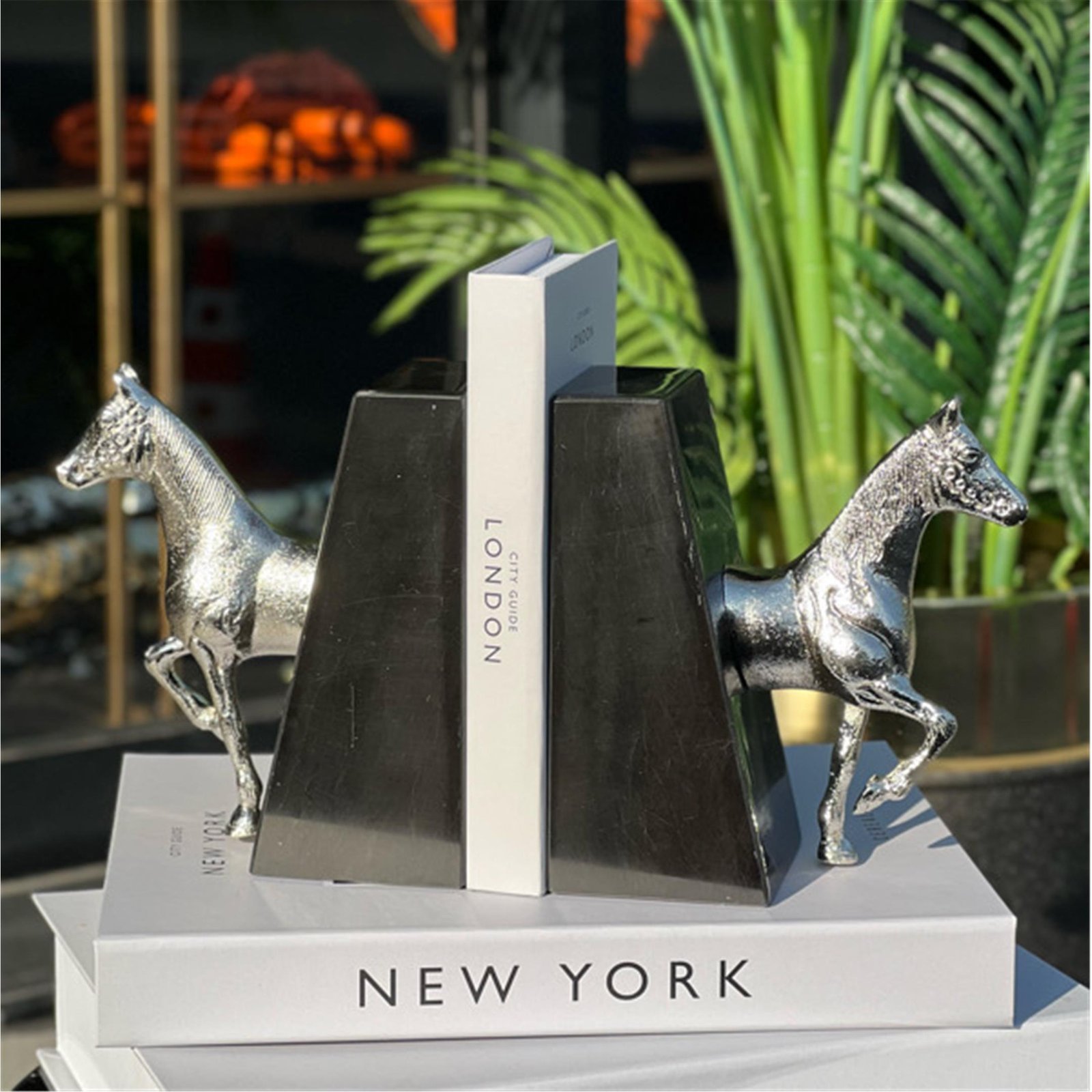 DÖKÜM YARIM AT KİTAP TUTUCU GÜMÜŞ