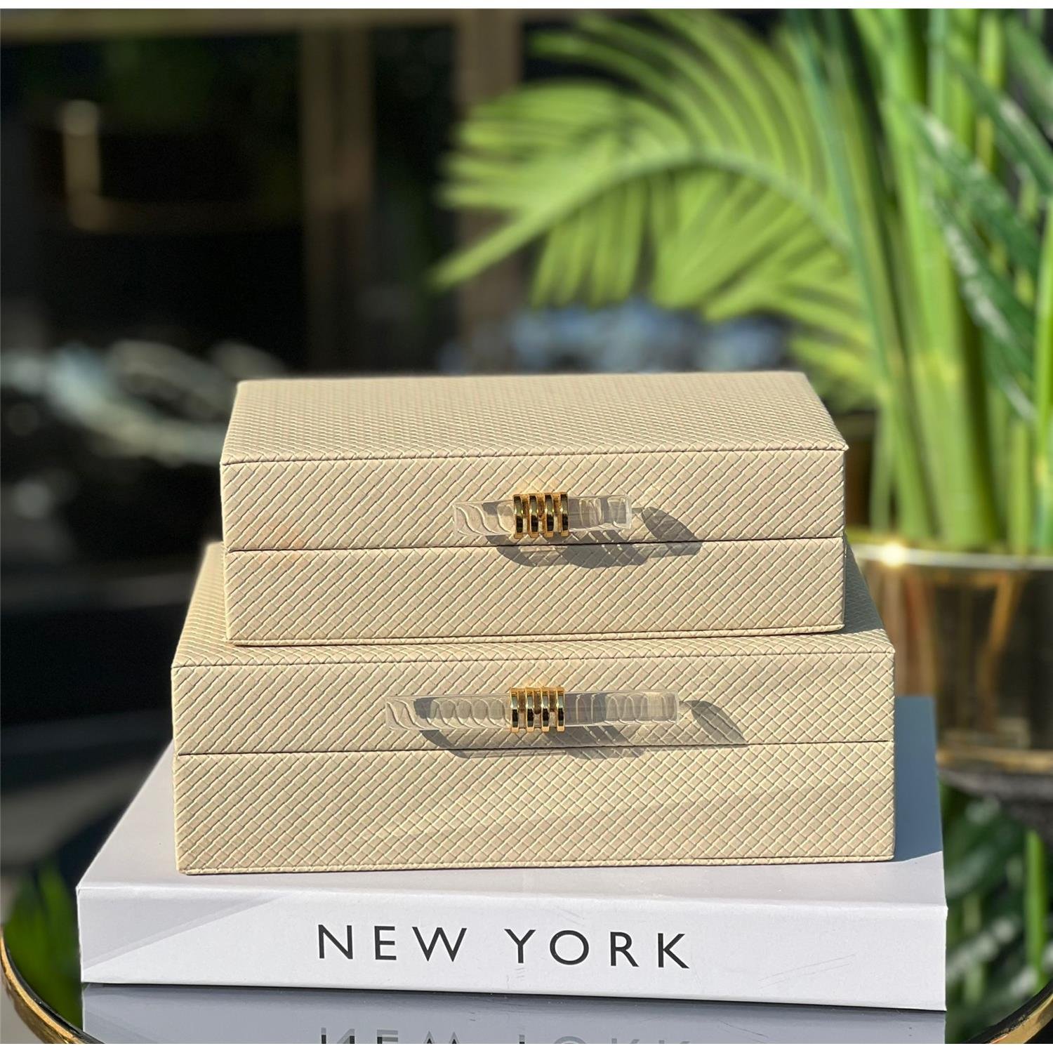 2 Lİ CAM ÇUBUKLU DERİ KUTU KREM