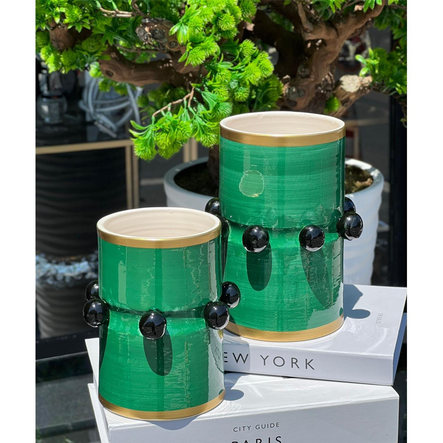 2 Lİ YEŞİL ORTASI SİYAH BONCUKLU VAZO SET