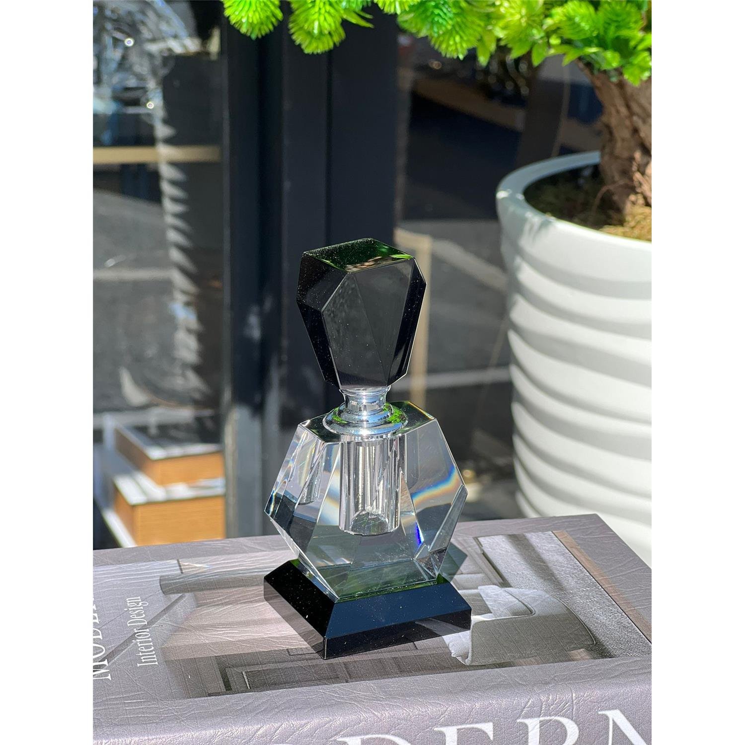 İTHAL SİYAH KAİDELİ PARFÜM ŞİŞESİ KÜÇÜK