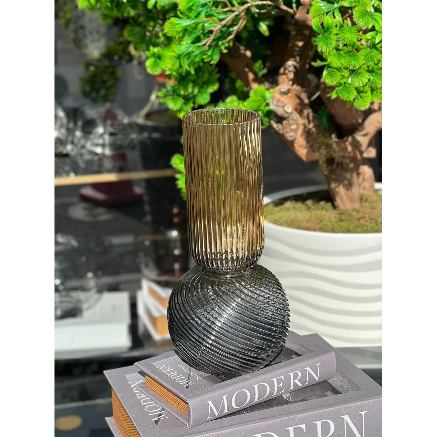 İTHAL LİNE CAM VAZO FÜME AMBER KÜÇÜK