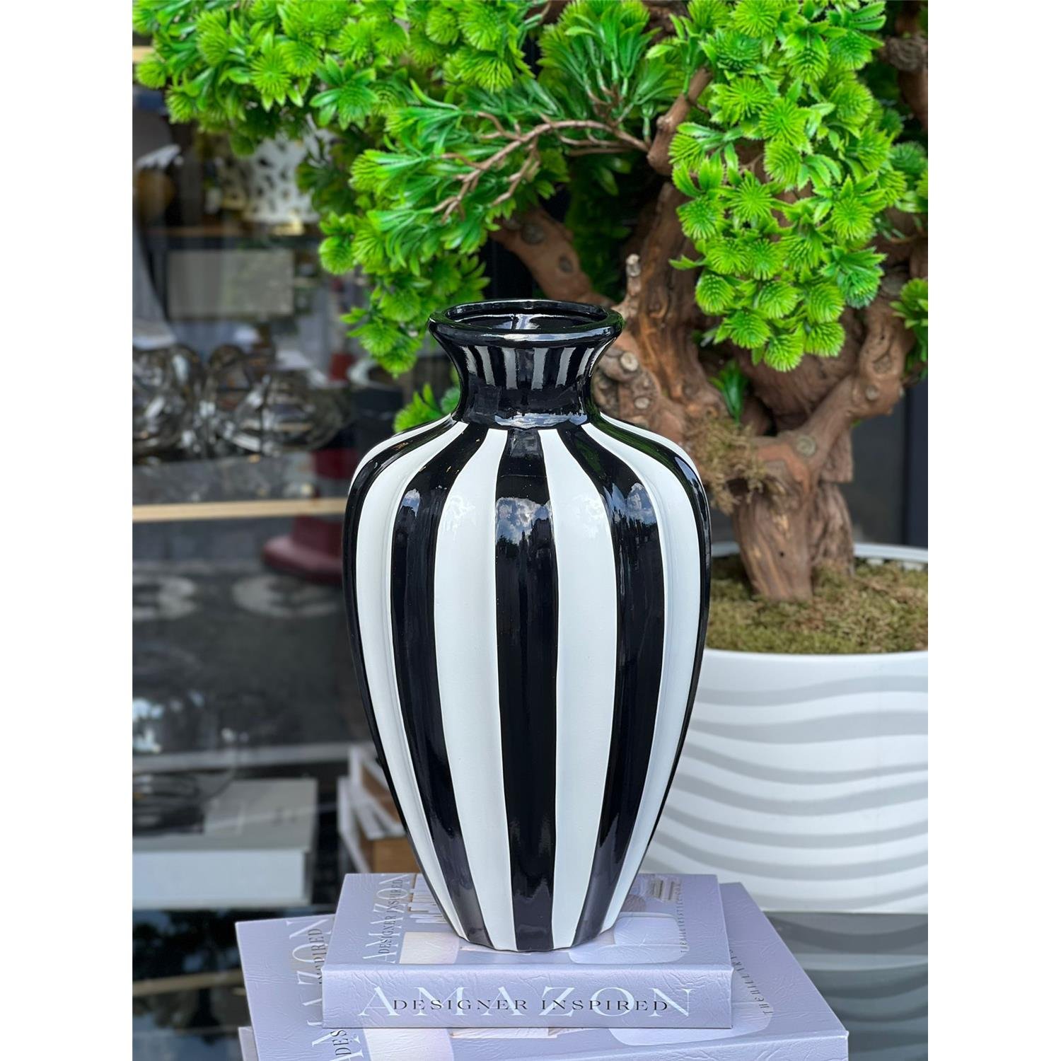 İTHAL ALBOA SİYAH BEYAZ VAZO BÜYÜK