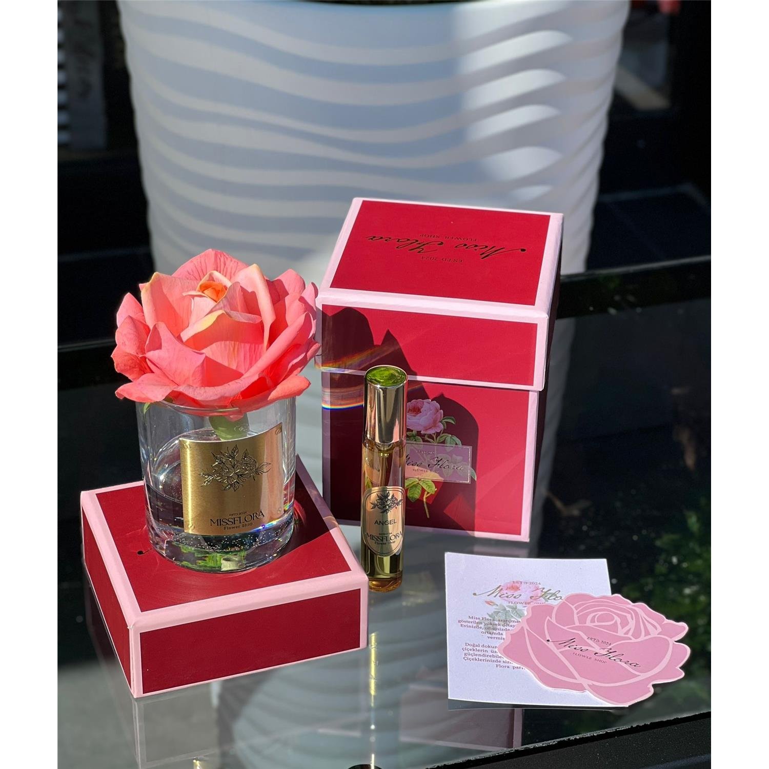 TEK GÜLLÜ ODA KOKUSU SOMON ESKİTME