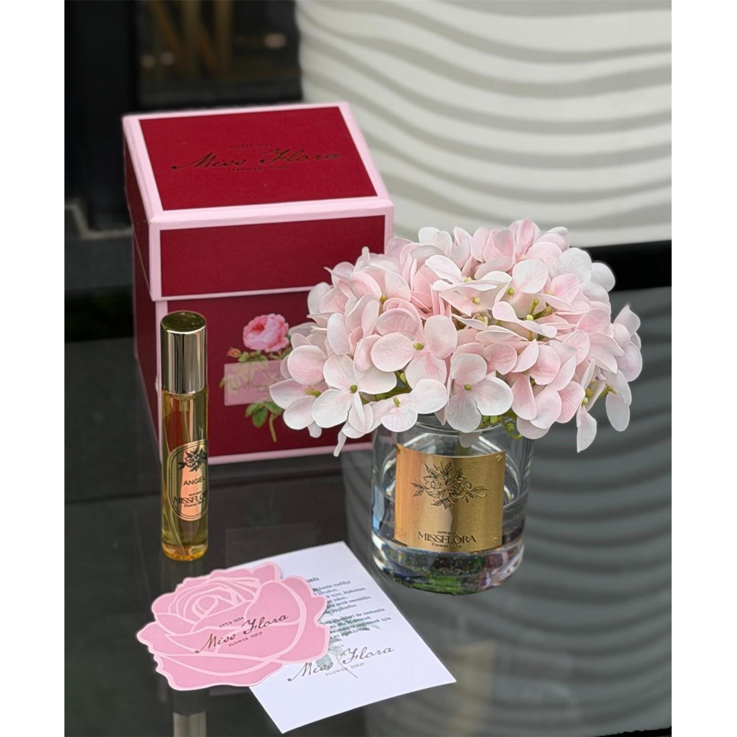 TEKLİ ORTANCA ODA KOKUSU PEMBE