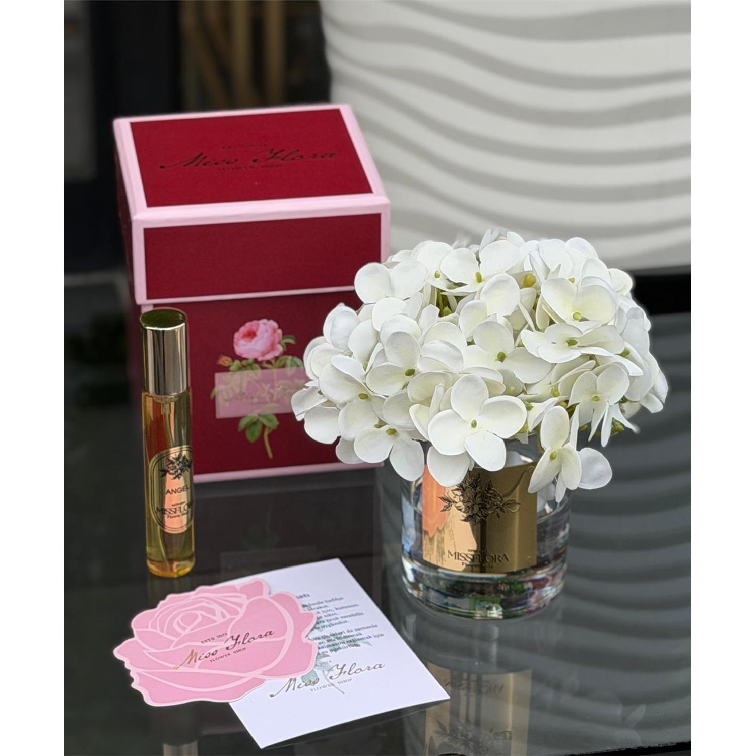 TEKLİ ORTANCA ODA KOKUSU BEYAZ