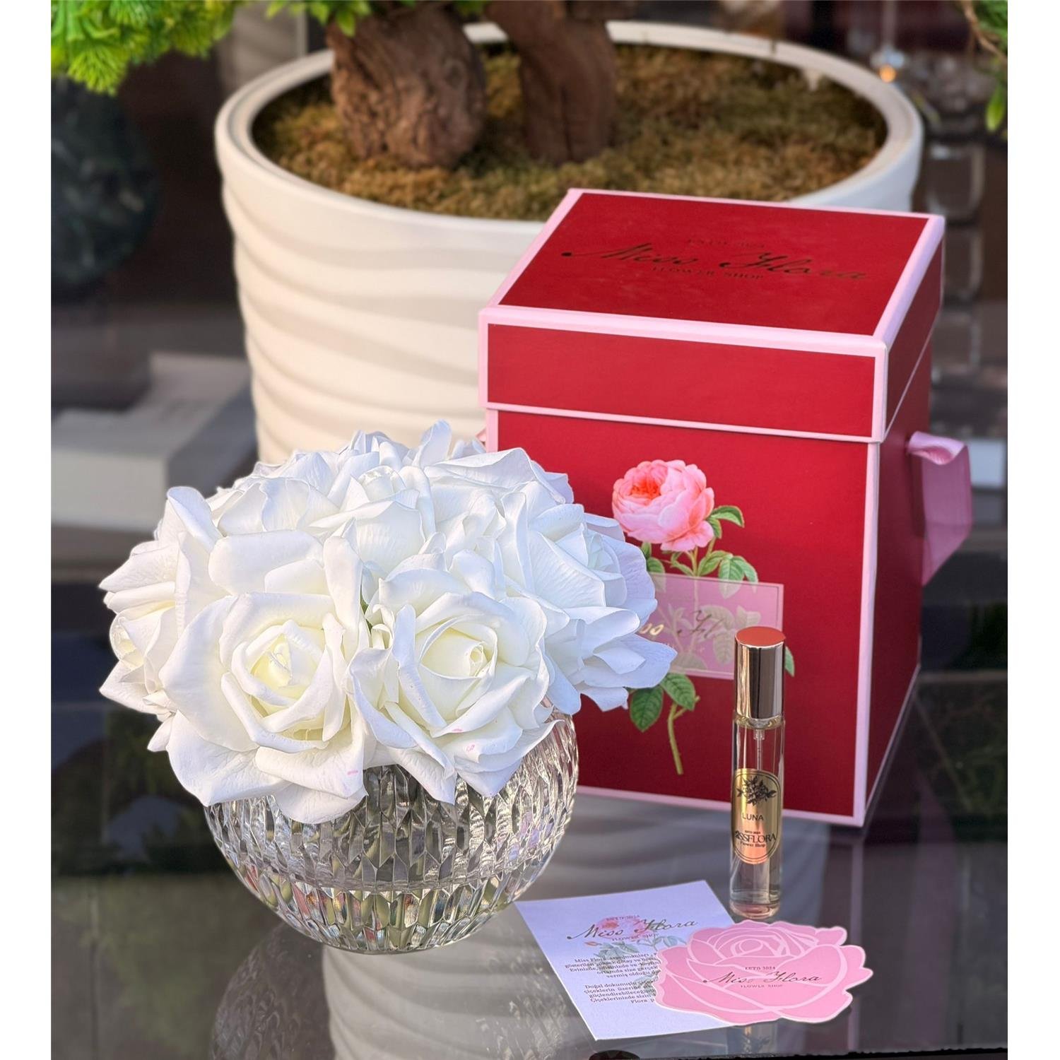 8 GÜLLÜ KESME CAM ODA KOKUSU BEYAZ